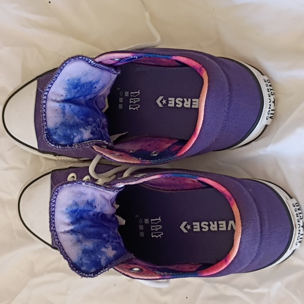 Converse Purple Low Top Sneakers with Pink Lining - Picture 4 of 8